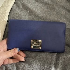 Lauren Ralph Lauren purple wallet GUC